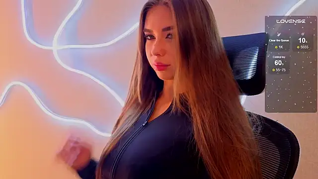 Snapshot of evapuffy chatting on 11/20/25, 10:16 evapuffy online show from 11/20/25, 10:16