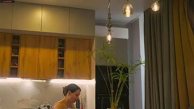 Anny Molly online show from 11/09/25, 06:06