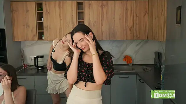 Anny Molly online show from 10/06/25, 05:30