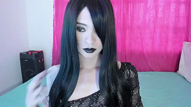 cutenaked 8 online show from 10/24/25, 02:16