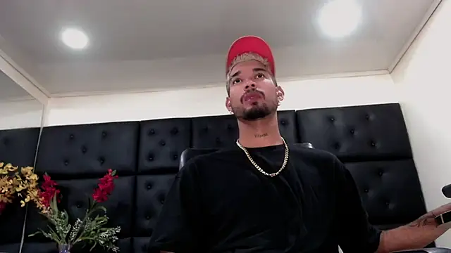 StivBigCock online show from 10/10/25, 02:01