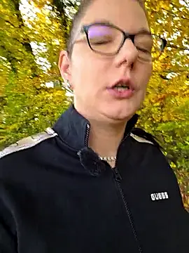 Swiss Lady online show from 10/29/25, 11:31