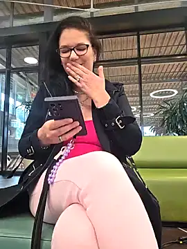 Swiss Lady online show from 10/14/25, 08:59