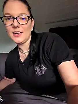 Swiss Lady online show from 10/08/25, 04:29