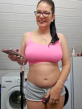 Swiss Lady online show from 11/20/25, 12:50