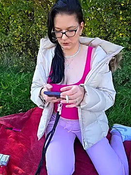 Swiss Lady online show from 10/18/25, 12:07