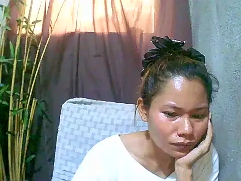 Sweeetgurll online show from 04/18/26, 08:16