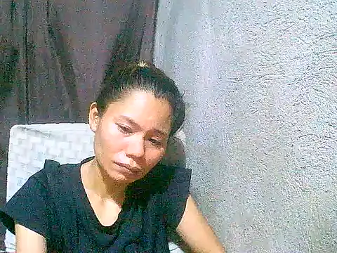 Snapshot of Sweeetgurll chatting on 05/24/26, 01:33 Sweeetgurll online show from 05/24/26, 01:33