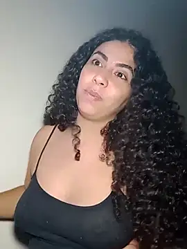 Snapshot of A_maddy chatting on 11/21/25, 03:16 A maddy online show from 11/21/25, 03:16