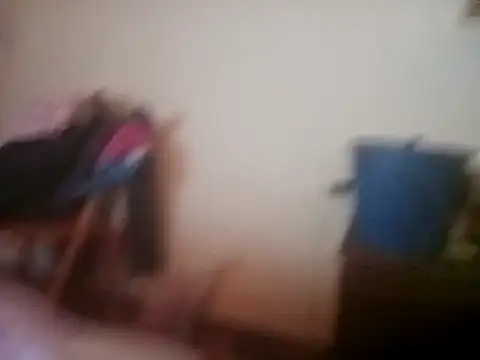 Snapshot of ulisestele chatting on 10/05/25, 01:46 ulisestele online show from 10/05/25, 01:46