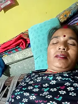 Monika thakurr online show from 09/28/25, 10:44