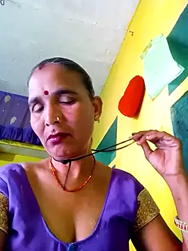 Monika thakurr online show from 09/18/25, 08:39