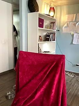 Canneela online show from 10/22/25, 04:17