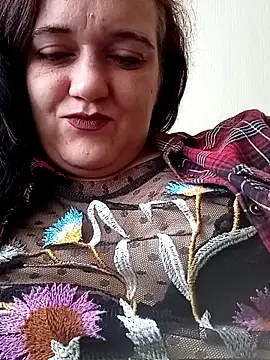 Snapshot of SherryLady291 chatting on 10/13/25, 05:53 SherryLady291 online show from 10/13/25, 05:53