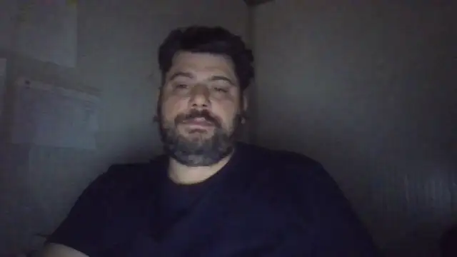 giuseppelovisi85 online show from 09/28/25, 12:06