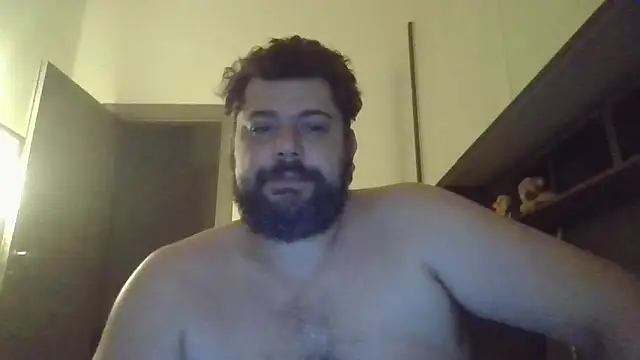 giuseppelovisi85 online show from 10/12/25, 11:28