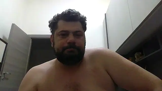 giuseppelovisi85 online show from 09/26/25, 09:32