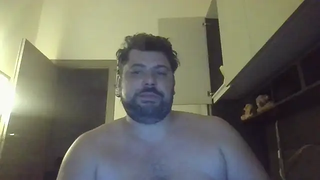 giuseppelovisi85 online show from 10/18/25, 08:11