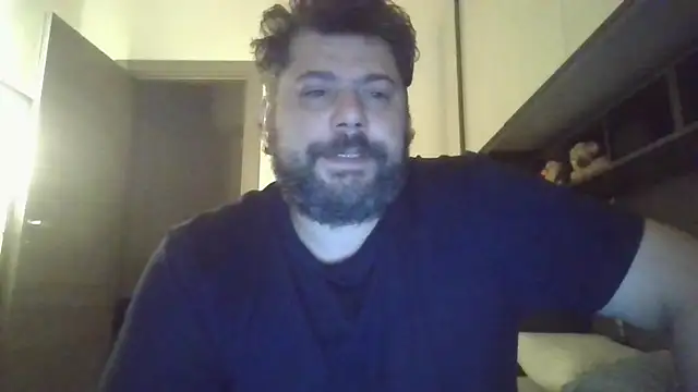 giuseppelovisi85 online show from 10/14/25, 05:08