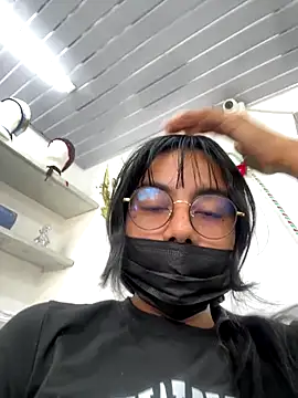 Kyra  Rose online show from 12/16/25, 04:33