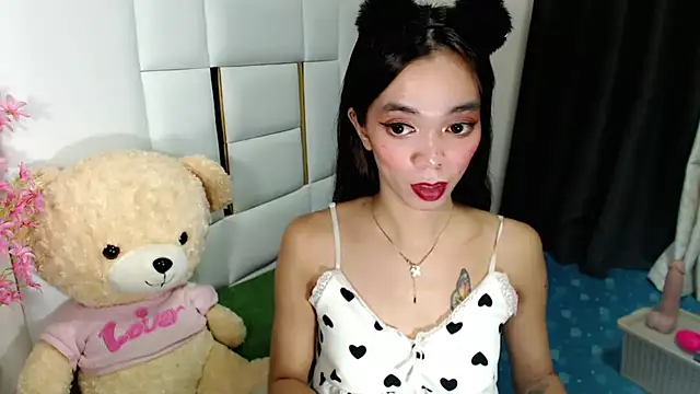 Snapshot of diamondnaked_ chatting on 09/26/25, 03:08 diamondnaked online show from 09/26/25, 03:08