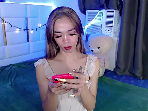 diamondnaked  online show from 11/23/25, 03:22