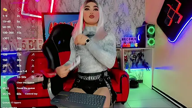 Natasha clifford online show from 02/15/26, 10:36