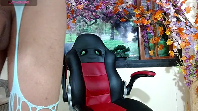 Natasha clifford online show from 11/08/25, 09:57