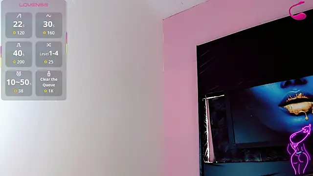 Natasha clifford online show from 03/30/26, 07:26