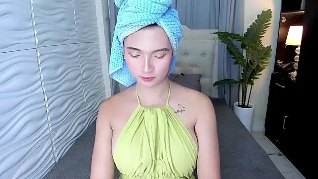 Patricia Anderson online show from 10/30/25, 07:06