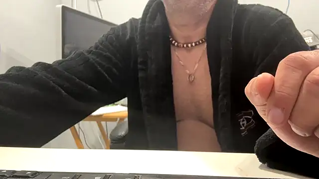 frankyjones8989 online show from 11/22/25, 09:30