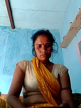 Hot ashna online show from 02/15/26, 09:41