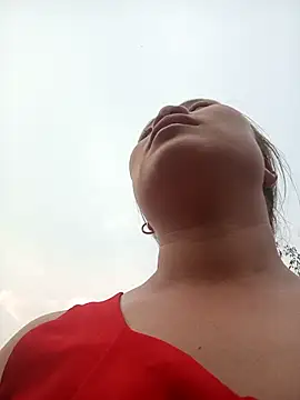 Milan6789 online show from 04/07/26, 11:01