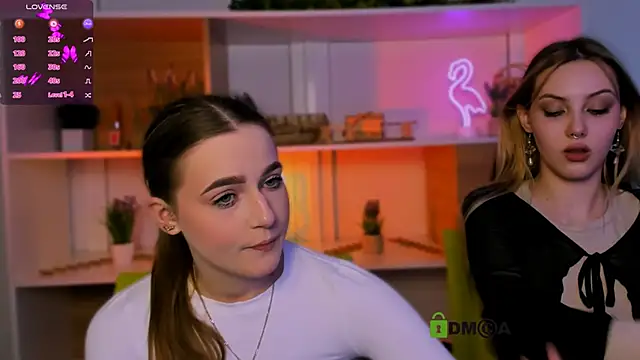 luna tin online show from 11/13/25, 07:23