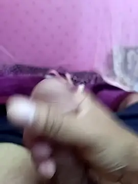 Snapshot of Sonukumar202000 chatting on 11/22/25, 09:46 Sonukumar202000 online show from 11/22/25, 09:46