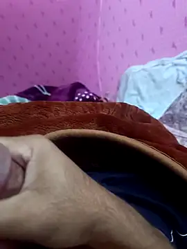 Snapshot of Sonukumar202000 chatting on 11/15/25, 08:13 Sonukumar202000 online show from 11/15/25, 08:13