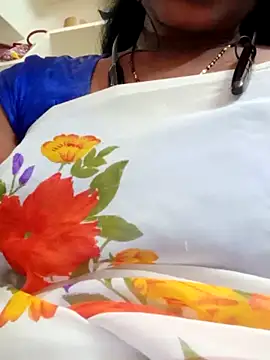 hotmahitha online show from 06/18/26, 08:24