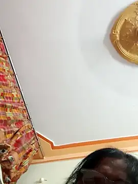 hotmahitha online show from 06/02/26, 04:51