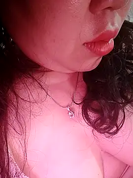 Julyy08 online show from 03/03/26, 03:24