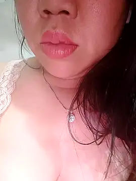 Julyy08 online show from 02/12/26, 03:01