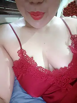 Julyy08 online show from 12/02/25, 04:36