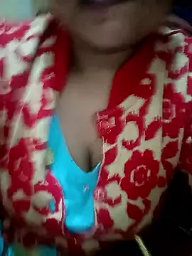 Snapshot of angry_couplez chatting on 01/18/26, 01:25 angry couplez online show from 01/18/26, 01:25