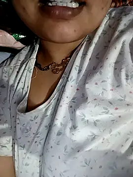 Snapshot of angry_couplez chatting on 02/25/26, 05:13 angry couplez online show from 02/25/26, 05:13