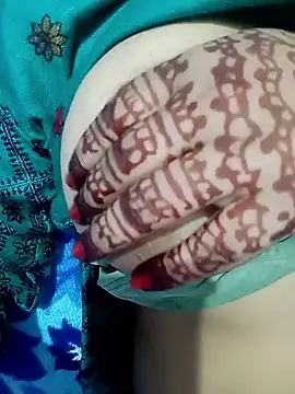 Snapshot of angry_couplez chatting on 02/18/26, 05:38 angry couplez online show from 02/18/26, 05:38