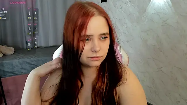 Snapshot of Alis_Platt chatting on 06/02/26, 01:05 Alis Platt online show from 06/02/26, 01:05
