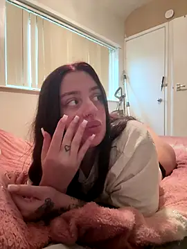 Victoriasteel online show from 11/12/25, 09:57