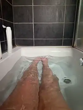 Victoriasteel online show from 12/14/25, 12:11