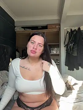 Victoriasteel online show from 09/27/25, 09:04