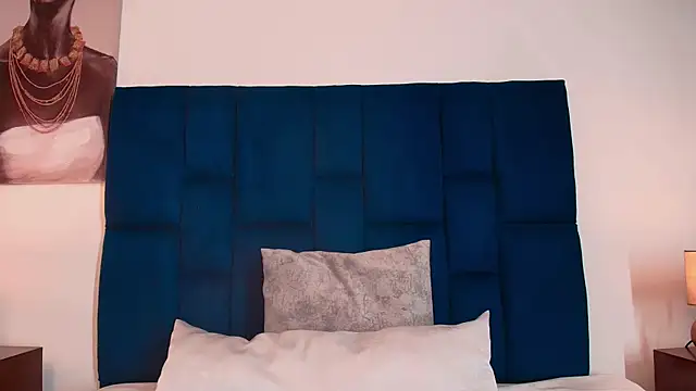 naya velbet online show from 01/14/26, 01:20