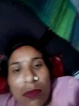 Snapshot of sweet_parul chatting on 10/27/25, 04:52 sweet parul online show from 10/27/25, 04:52